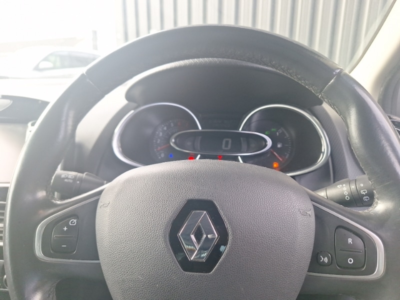 Used Renault Clio 2018 for sale - 77750876: Photo 7