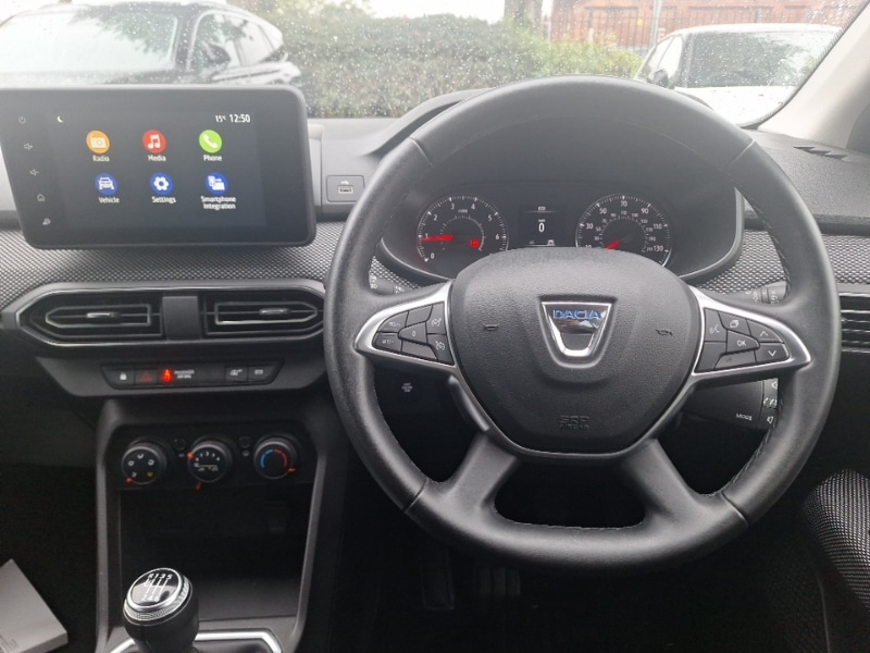 Used Dacia Sandero 2022 for sale - 76970240: Photo 2