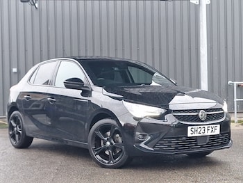 Vauxhall - Corsa