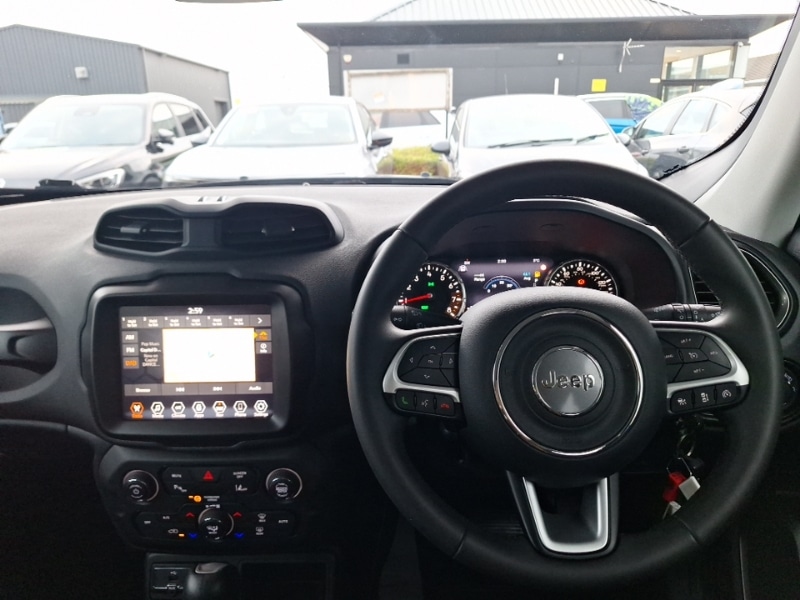 Used Jeep Renegade 2023 for sale - 77150038: Photo 2