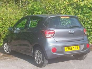 Used Hyundai i10 2018 for sale - 75267411: Photo