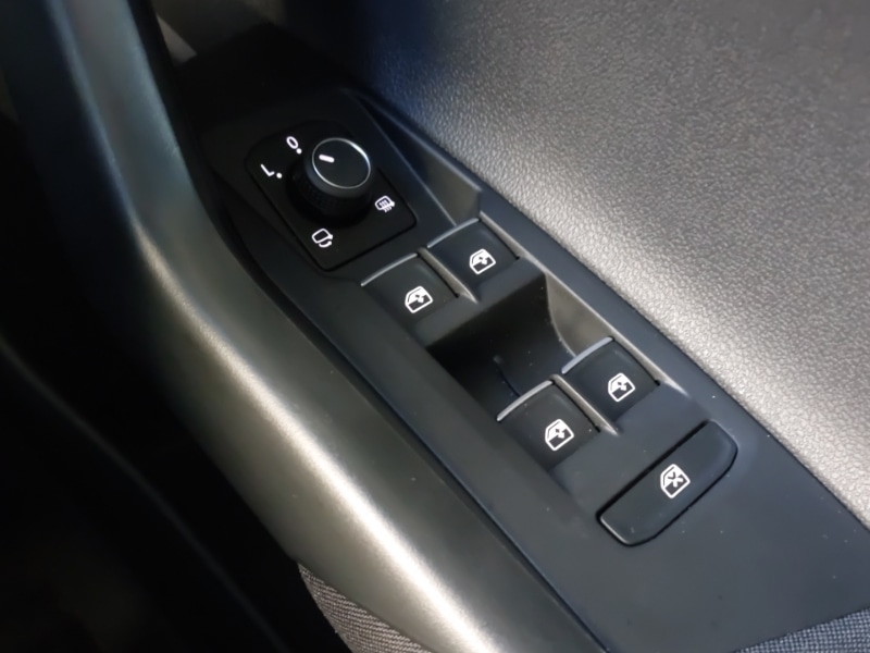 Used Volkswagen Polo 2024 for sale - 77750892: Photo 16