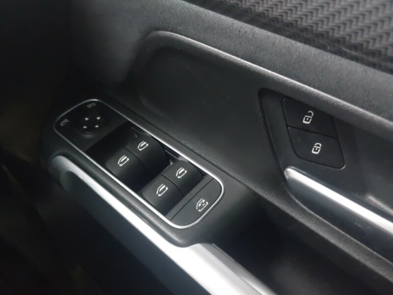 Used Mercedes-Benz GLB 2021 for sale - 76233476: Photo 16