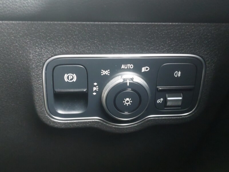 Used Mercedes-Benz GLB 2021 for sale - 76233476: Photo 17