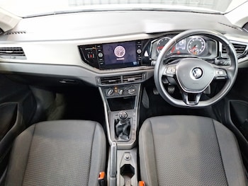 Used Volkswagen Polo 2021 for sale - 76237988: Photo 2