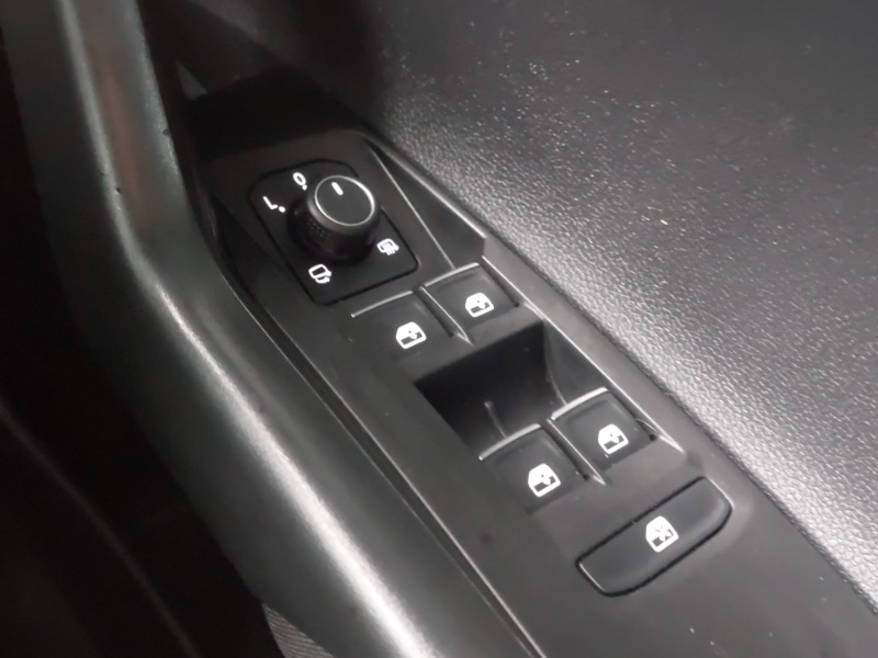 Used Volkswagen Polo 2023 for sale - 78006003: Photo 16