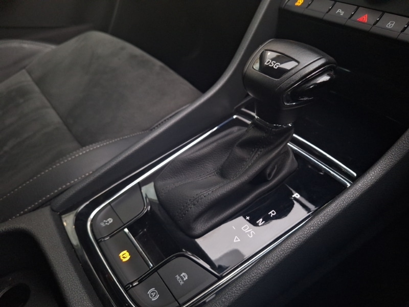 Used Skoda Karoq 2020 for sale - 76511643: Photo 12