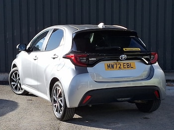 Used Toyota Yaris 2022 for sale - 76609928: Photo