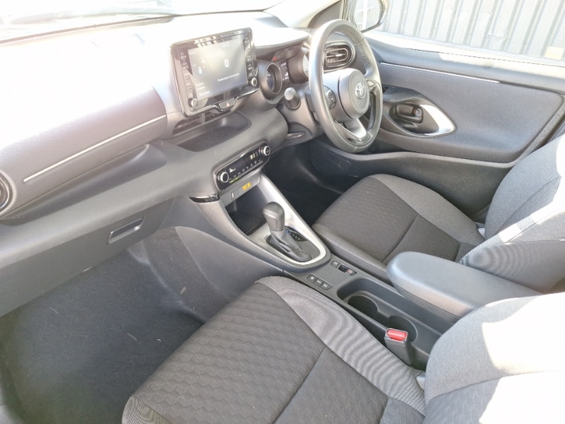 Used Toyota Yaris 2022 for sale - 76609928: Photo 5