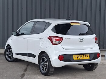 Used Hyundai i10 2018 for sale - 75714845: Photo