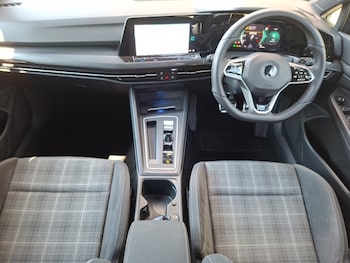 Used Volkswagen Golf 2021 for sale - 79165018: Photo