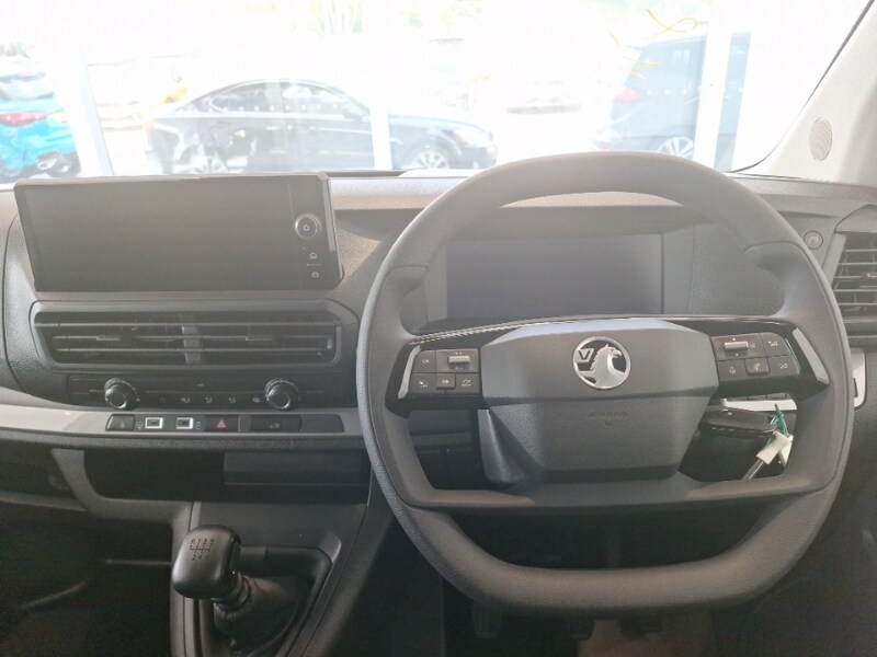 Used Vauxhall Vivaro 2024 for sale - 76518864: Photo 2