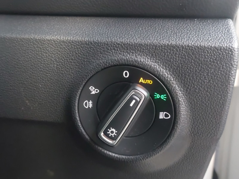 Used Volkswagen T-Roc 2023 for sale - 76450780: Photo 13