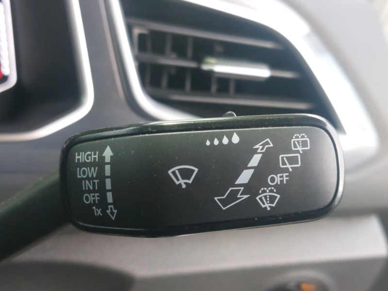 Used Volkswagen T-Roc 2023 for sale - 76450780: Photo 14