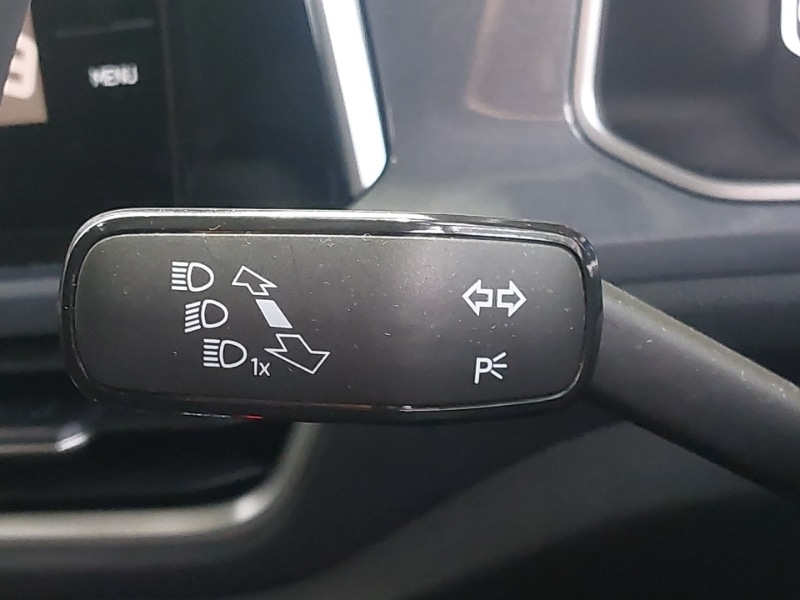 Used Volkswagen T-Roc 2023 for sale - 76450780: Photo 15