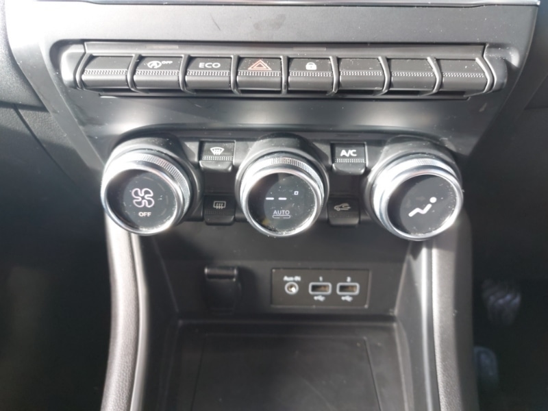 Used Renault Captur 2020 for sale - 76613951: Photo 11