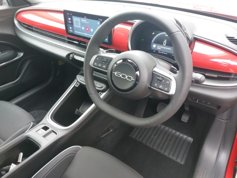 Used Fiat 600 2025 for sale - 77108109: Photo 11