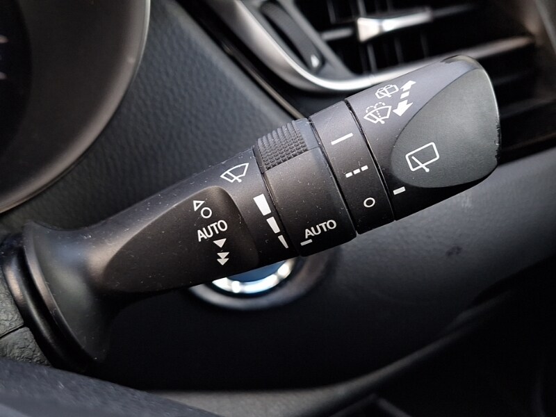 Used Toyota C-HR 2023 for sale - 77568916: Photo 18