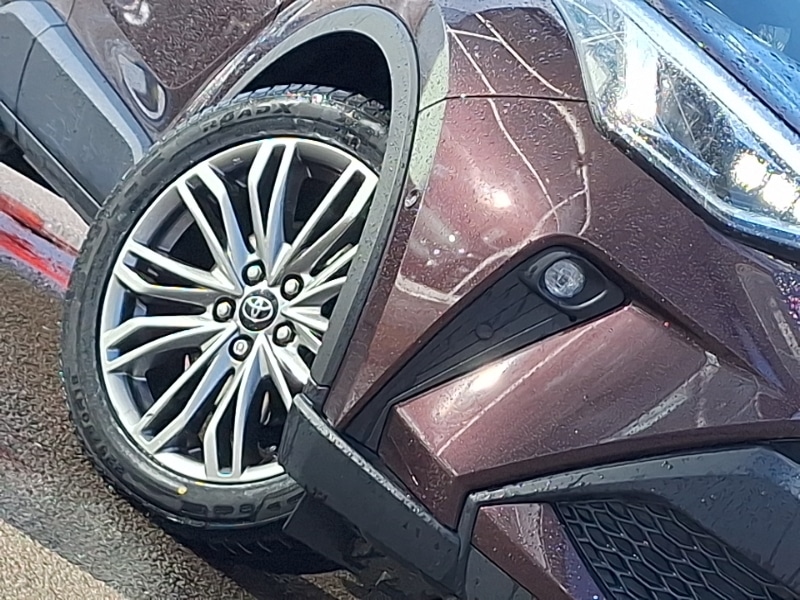 Used Toyota C-HR 2023 for sale - 77568916: Photo 9