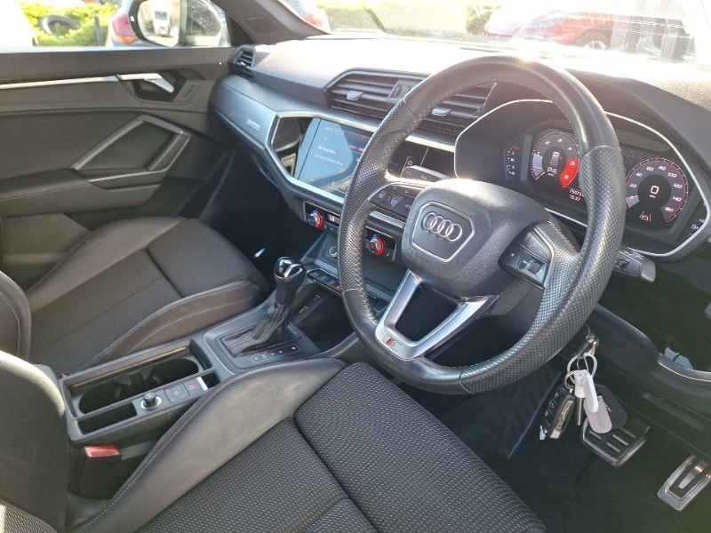 Used Audi Q3 2019 for sale - 77922304: Photo 10