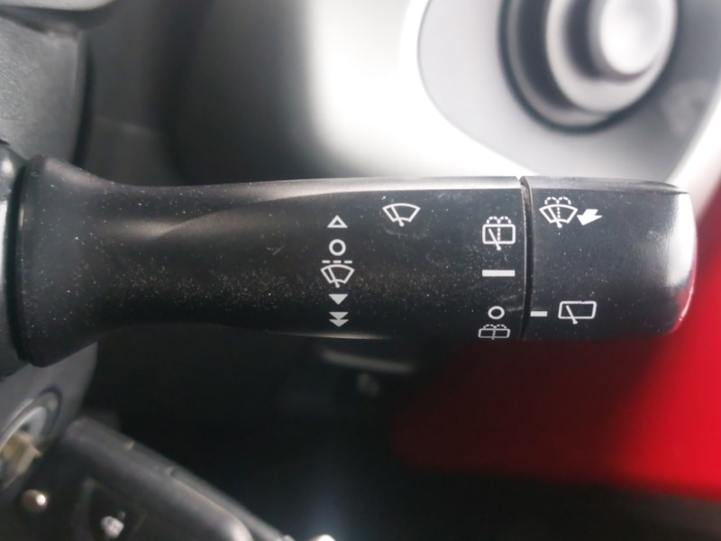 Used Peugeot 108 2016 for sale - 77623077: Photo 18