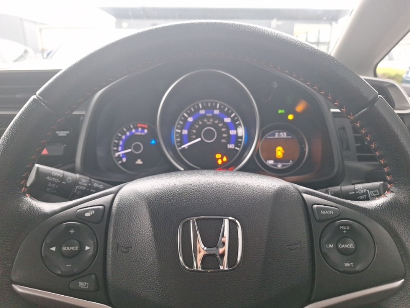 Used Honda Jazz 2018 for sale - 76713580: Photo 7