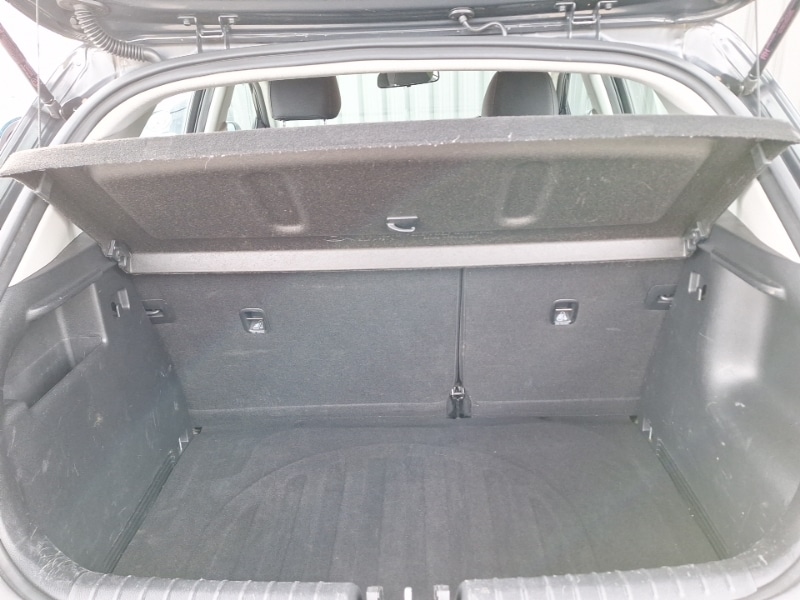 Used Kia Stonic 2019 for sale - 78126436: Photo 8