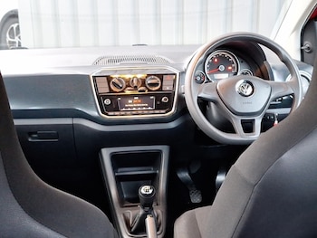 Used Volkswagen up! 2018 for sale - 77019807: Photo