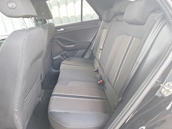 Used Volkswagen T-Roc 2021 for sale - 75583744: Photo