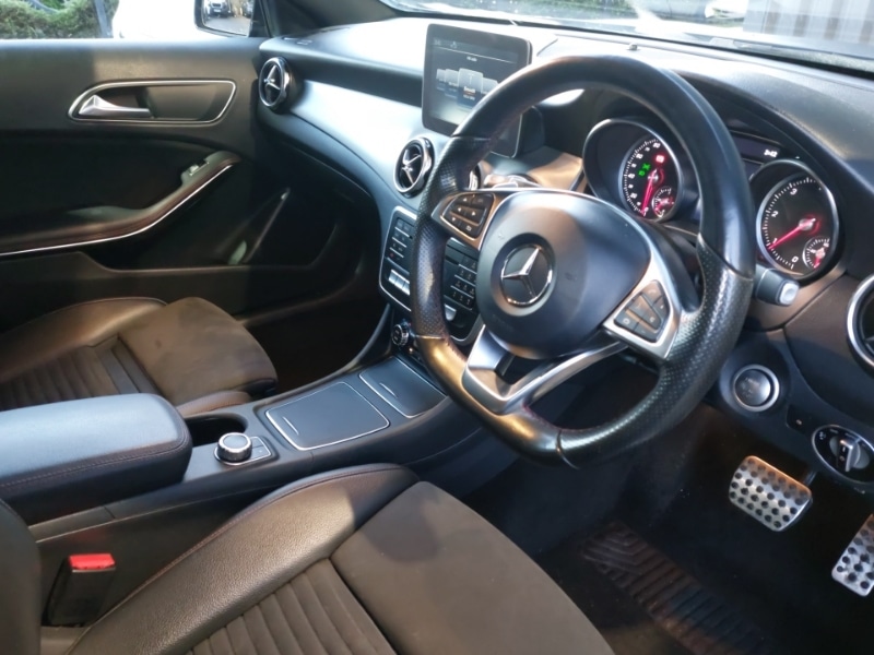 Used Mercedes-Benz GLA 2017 for sale - 76947234: Photo 10