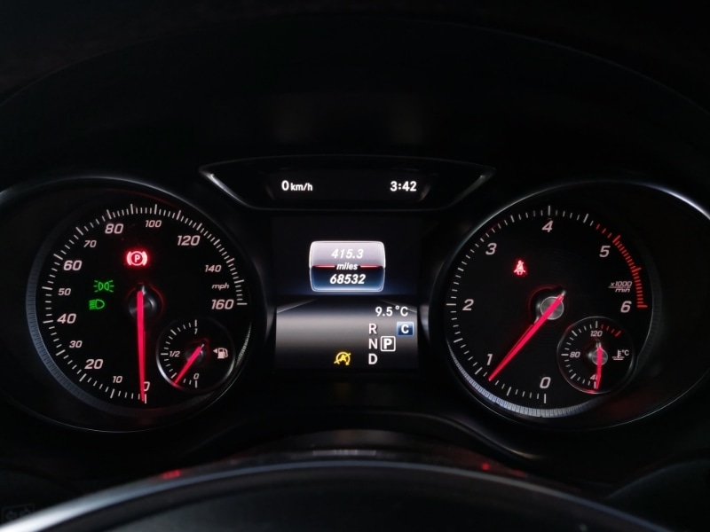 Used Mercedes-Benz GLA 2017 for sale - 76947234: Photo 11