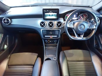 Used Mercedes-Benz GLA 2017 for sale - 76947234: Photo