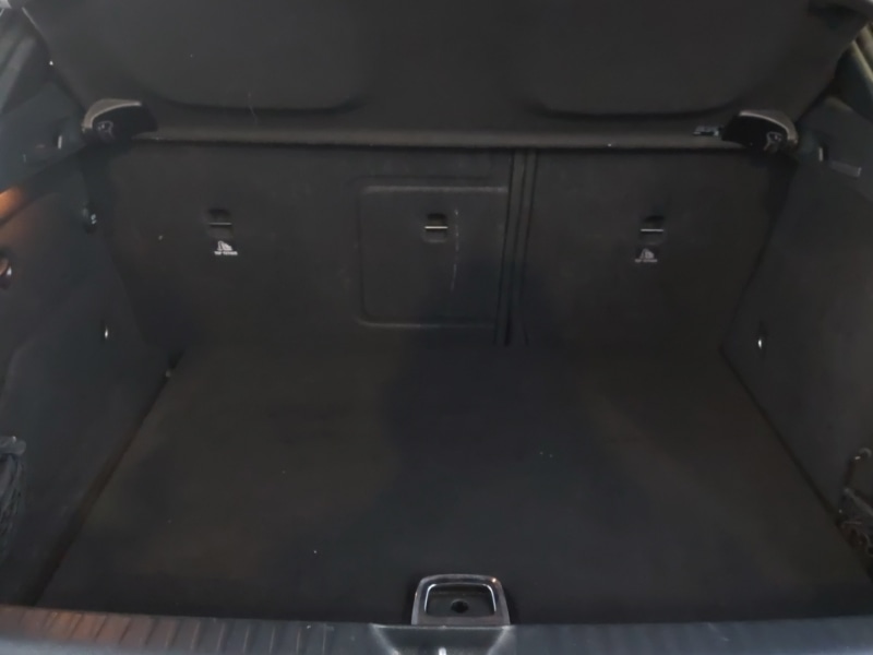 Used Mercedes-Benz GLA 2017 for sale - 76947234: Photo 8