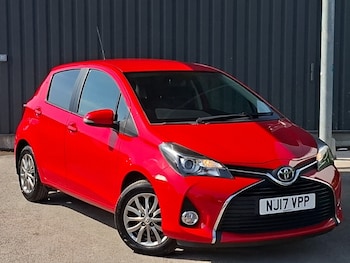 Used Toyota Yaris 2017 for sale - 79493306: Photo