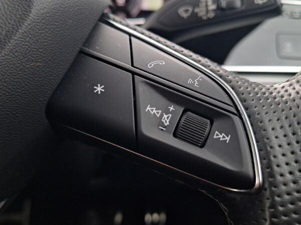 Used Audi Q8 2022 for sale - 76103675: Photo 18