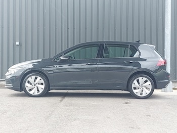 Used Volkswagen Golf 2023 for sale - 78283333: Photo