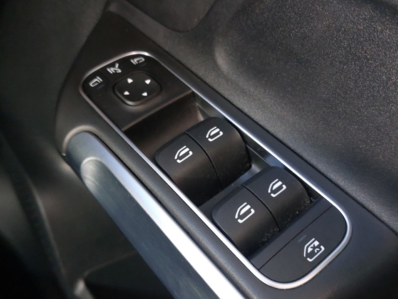 Used Mercedes-Benz GLB 2023 for sale - 76815910: Photo 16