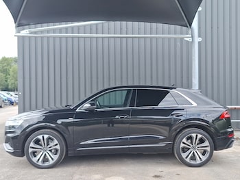 Used Audi Q8 2022 for sale - 75458204: Photo