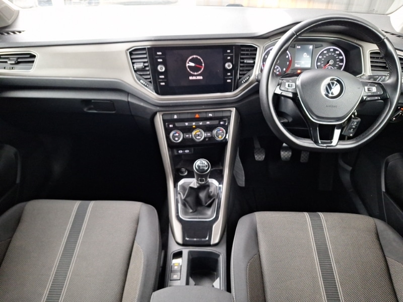 Used Volkswagen T-Roc 2020 for sale - 77419237: Photo 2