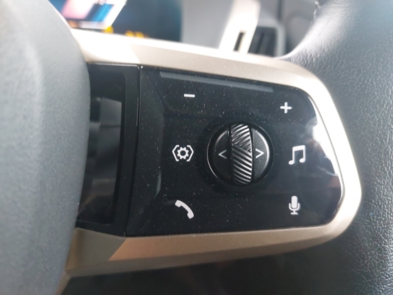 Used BMW iX 2022 for sale - 76970261: Photo 15