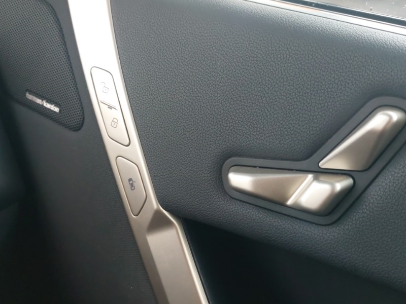 Used BMW iX 2022 for sale - 76970261: Photo 17