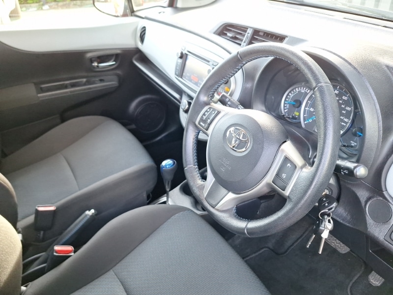Used Toyota Yaris 2013 for sale - 78163943: Photo 10