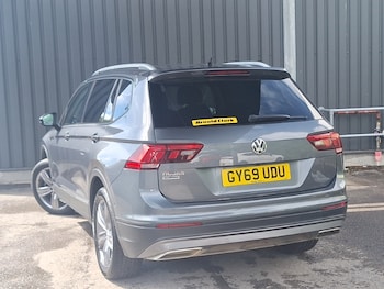 Used Volkswagen Tiguan Allspace 2019 for sale - 78808275: Photo
