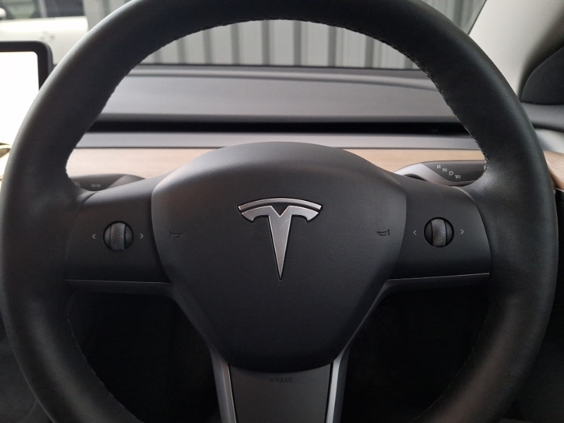 Used Tesla Model 3 2021 for sale - 77035193: Photo 11