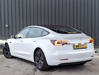 Used Tesla Model 3 2021 for sale - 77035193: Photo