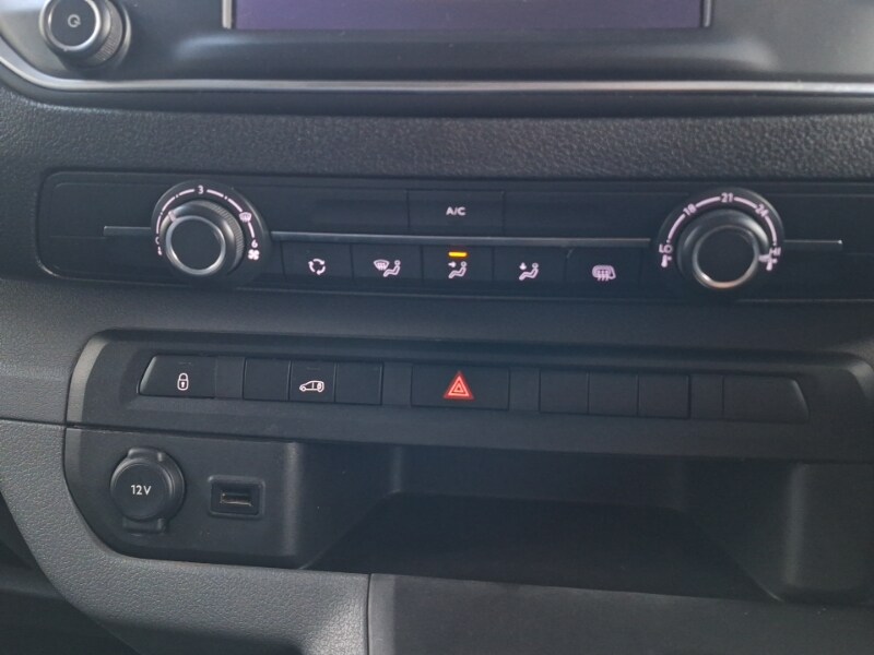 Used Vauxhall Vivaro 2022 for sale - 77126151: Photo 17