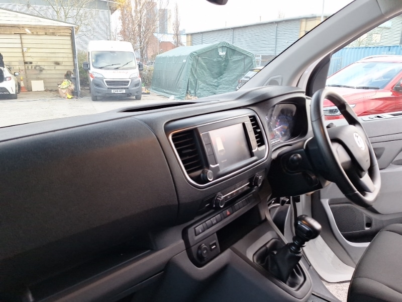 Used Vauxhall Vivaro 2022 for sale - 77126151: Photo 5