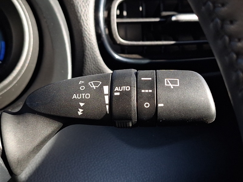 Used Toyota Yaris 2022 for sale - 76779314: Photo 15