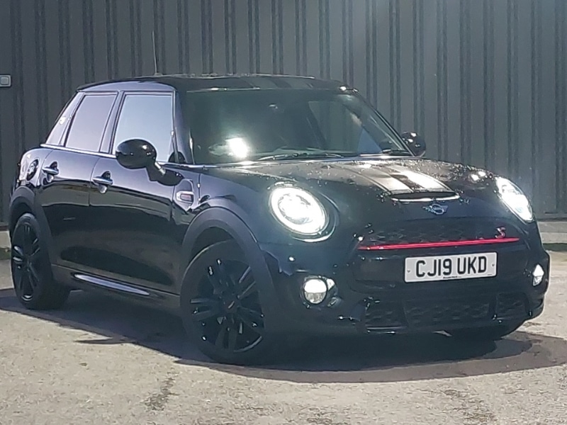 Used MINI Hatch 2019 for sale - 76785619: Photo 1