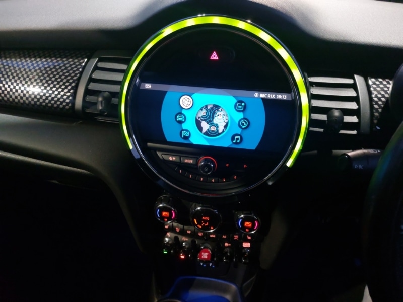 Used MINI Hatch 2019 for sale - 76785619: Photo 12